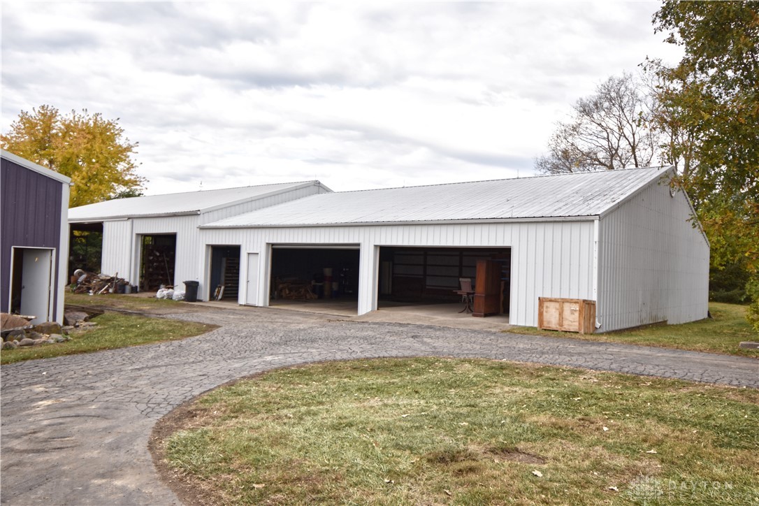 1149 East Hoop Road Xenia, OH 45385 - Photo 30 of 36