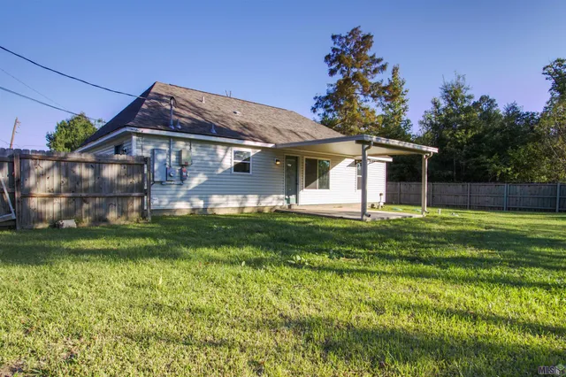 $200,000 | 25090 D Hutchinson Road, Holden, LA 70744