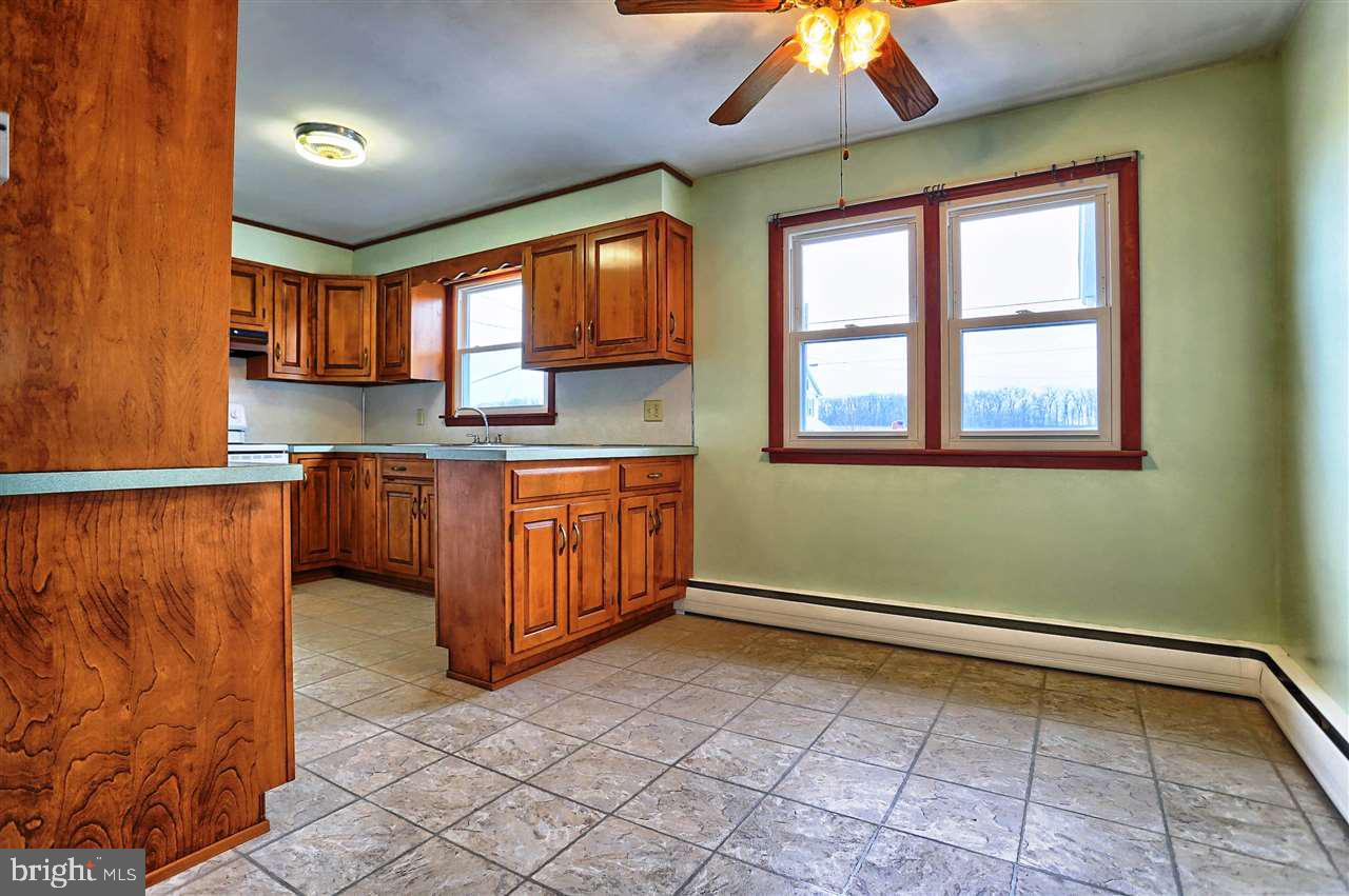 2205 Smith Station Road Spring Grove, PA 17362 - Photo 11 of 35
