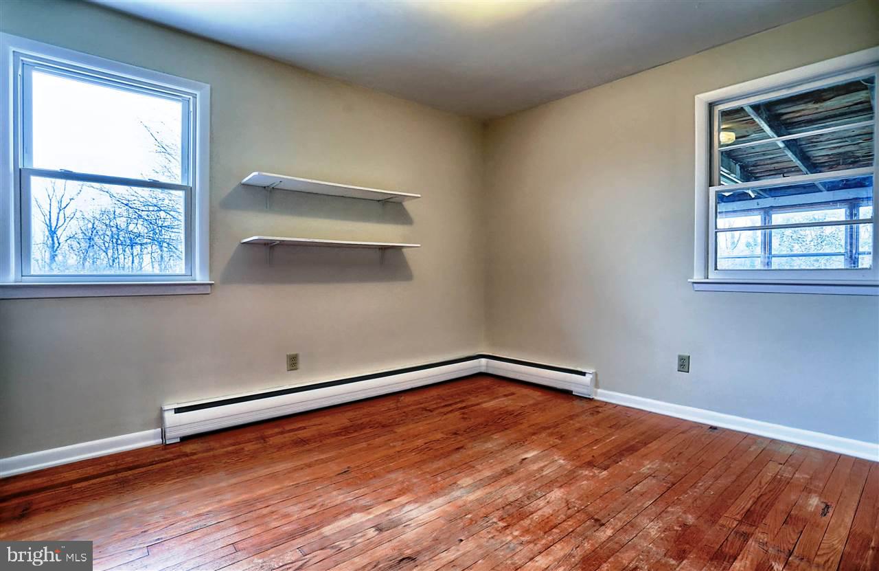 2205 Smith Station Road Spring Grove, PA 17362 - Photo 20 of 35