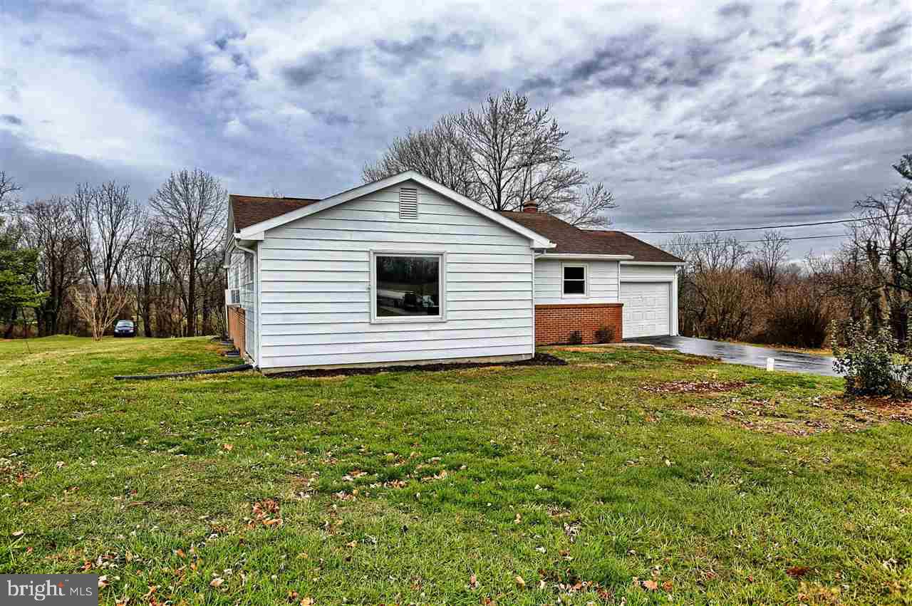 2205 Smith Station Road Spring Grove, PA 17362 - Photo 3 of 35