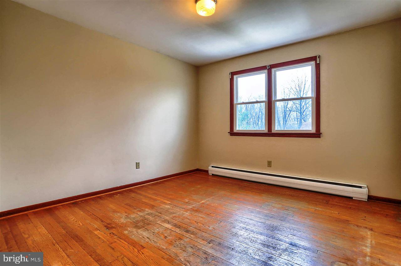 2205 Smith Station Road Spring Grove, PA 17362 - Photo 23 of 35