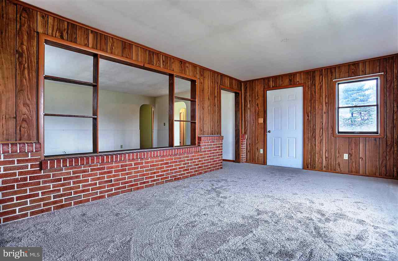 2205 Smith Station Road Spring Grove, PA 17362 - Photo 6 of 35