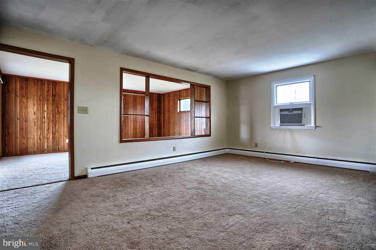2205 Smith Station Road Spring Grove, PA 17362 - Photo 9 of 35