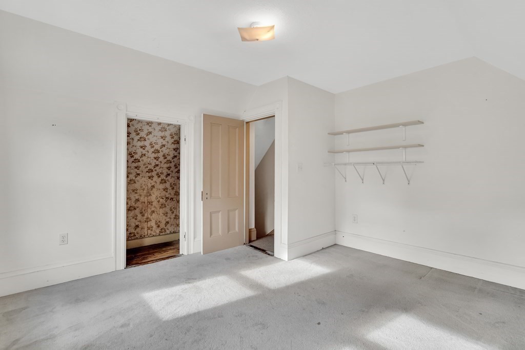 148 Ruskindale Road Boston, MA 02136 - Photo 18 of 21 Gallery Image 18