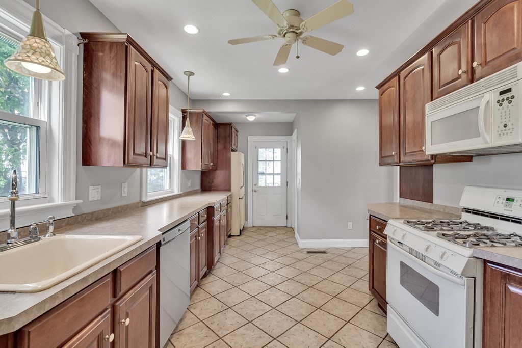 148 Ruskindale Road Boston, MA 02136 - Photo 5 of 21 Gallery Image 5