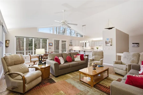 $570,000 | 21 Starboard Tack Drive, Salem, SC 29676