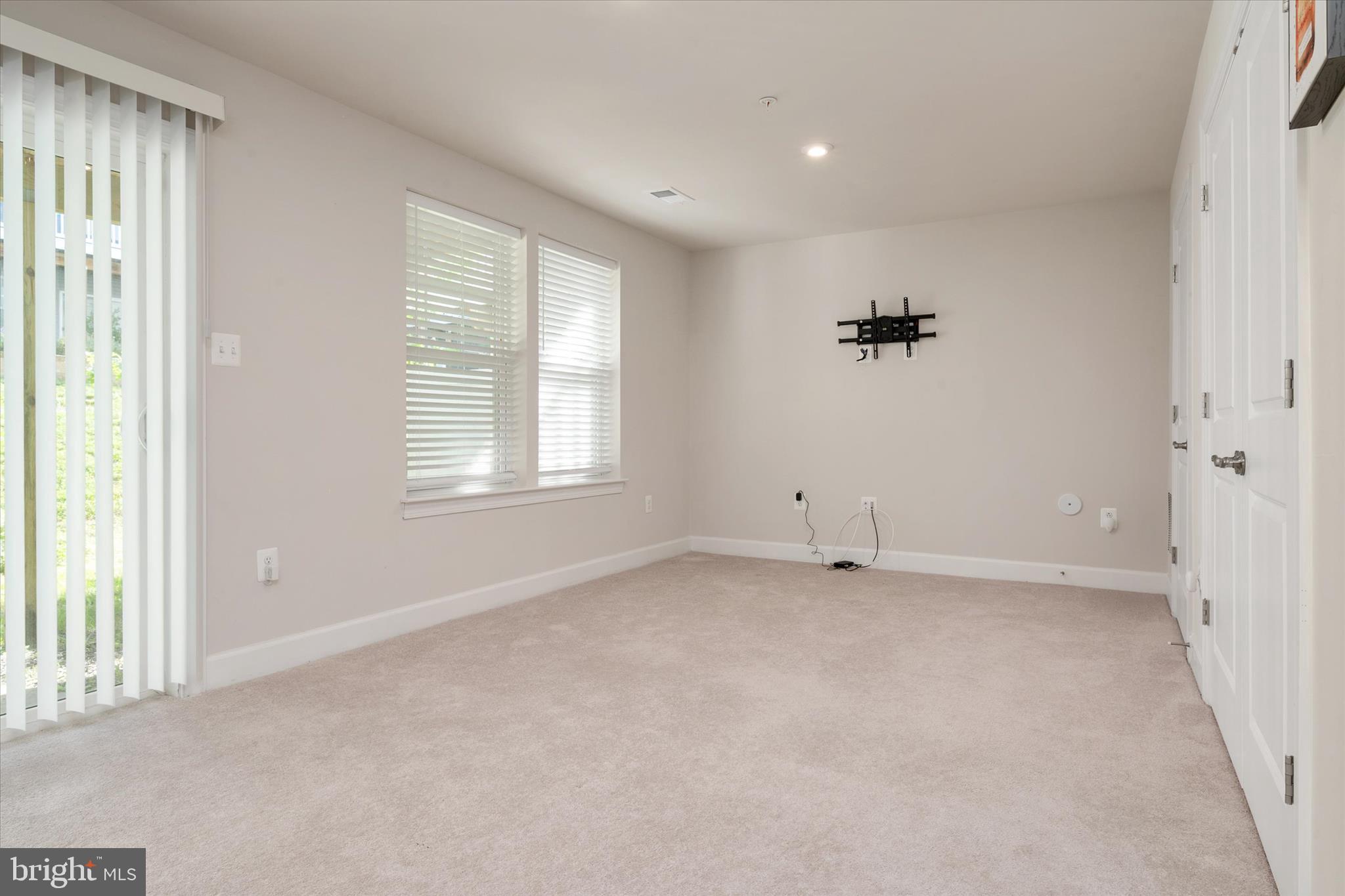 2266 Haw River Road Hanover, MD 21076 - Photo 32 of 38