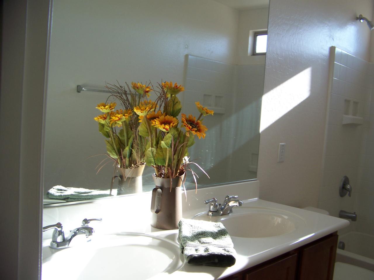 5419 West Carson Road Laveen, AZ 85339 - Photo 9 of 14 Upstairs Bath with double sinks