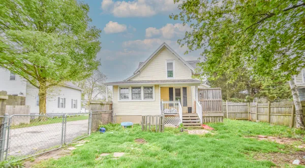 $154,900 | 105 West Elm Street, Reading, MI 49274