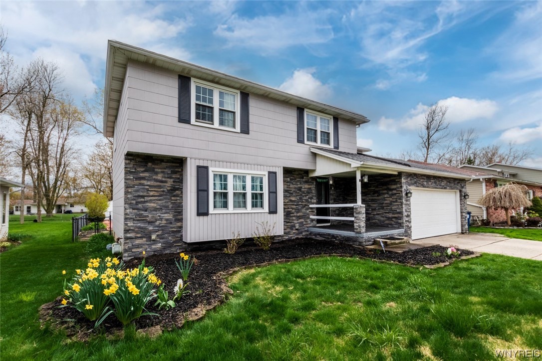 54 Mapleleaf Drive Amherst, NY 14221 - Photo 1 of 30