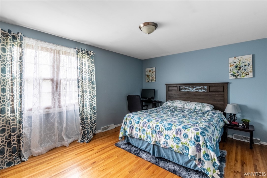 54 Mapleleaf Drive Amherst, NY 14221 - Photo 18 of 30