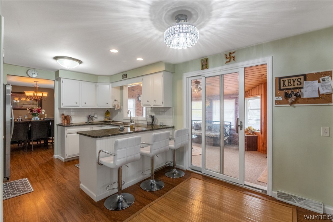 54 Mapleleaf Drive Amherst, NY 14221 - Photo 7 of 30