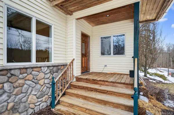 $850,000 | 558 Pine Hill Road, Chester, NY 10918