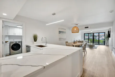 $579,000 | 501 Seafarer Circle, Unit 204, Jupiter, FL 33477