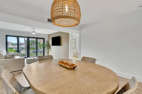 $579,000 | 501 Seafarer Circle, Unit 204, Jupiter, FL 33477