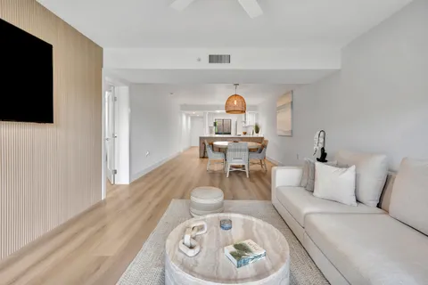 $579,000 | 501 Seafarer Circle, Unit 204, Jupiter, FL 33477