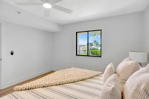 $579,000 | 501 Seafarer Circle, Unit 204, Jupiter, FL 33477