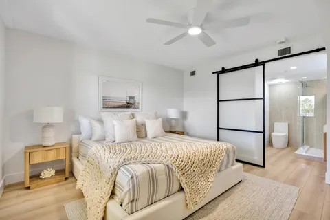 $579,000 | 501 Seafarer Circle, Unit 204, Jupiter, FL 33477