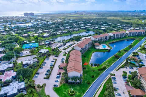 $579,000 | 501 Seafarer Circle, Unit 204, Jupiter, FL 33477