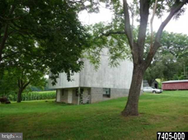 3387 Sticks Road Glen Rock, PA 17327 - Photo 2 of 25 Gallery Image 2