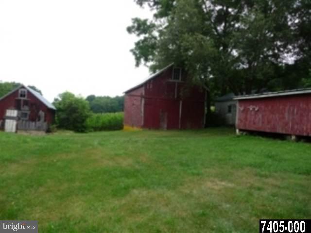 3387 Sticks Road Glen Rock, PA 17327 - Photo 12 of 25 Gallery Image 12