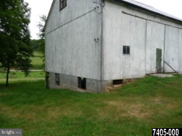 3387 Sticks Road Glen Rock, PA 17327 - Photo 14 of 25 Gallery Image 14