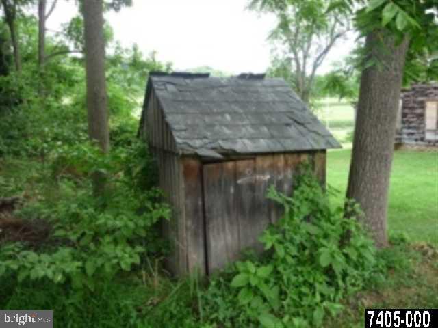 3387 Sticks Road Glen Rock, PA 17327 - Photo 21 of 25 Gallery Image 21