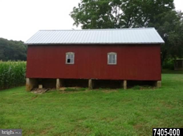 3387 Sticks Road Glen Rock, PA 17327 - Photo 4 of 25 Gallery Image 4