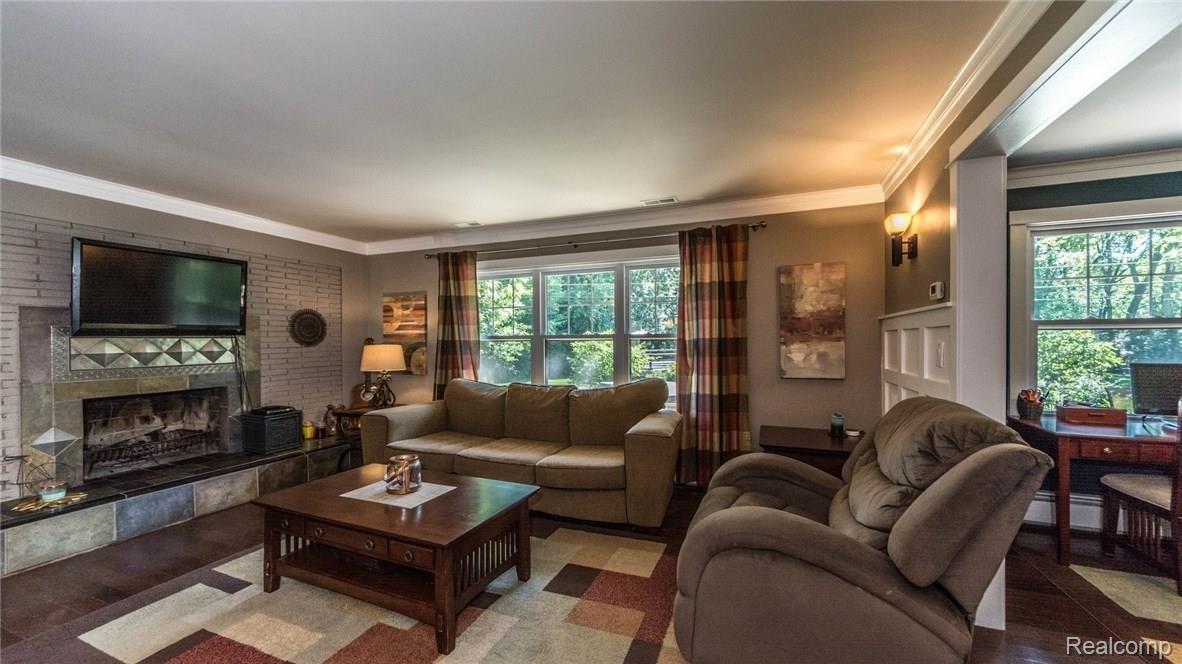 16512 Farmington Road Livonia, MI 48154 - Photo 20 of 80 dsc_0028.jpg