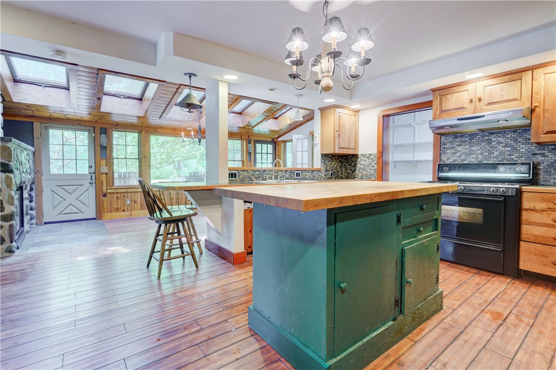 1743 Calkins Road Pittsford, NY 14534 - Photo 16 of 46