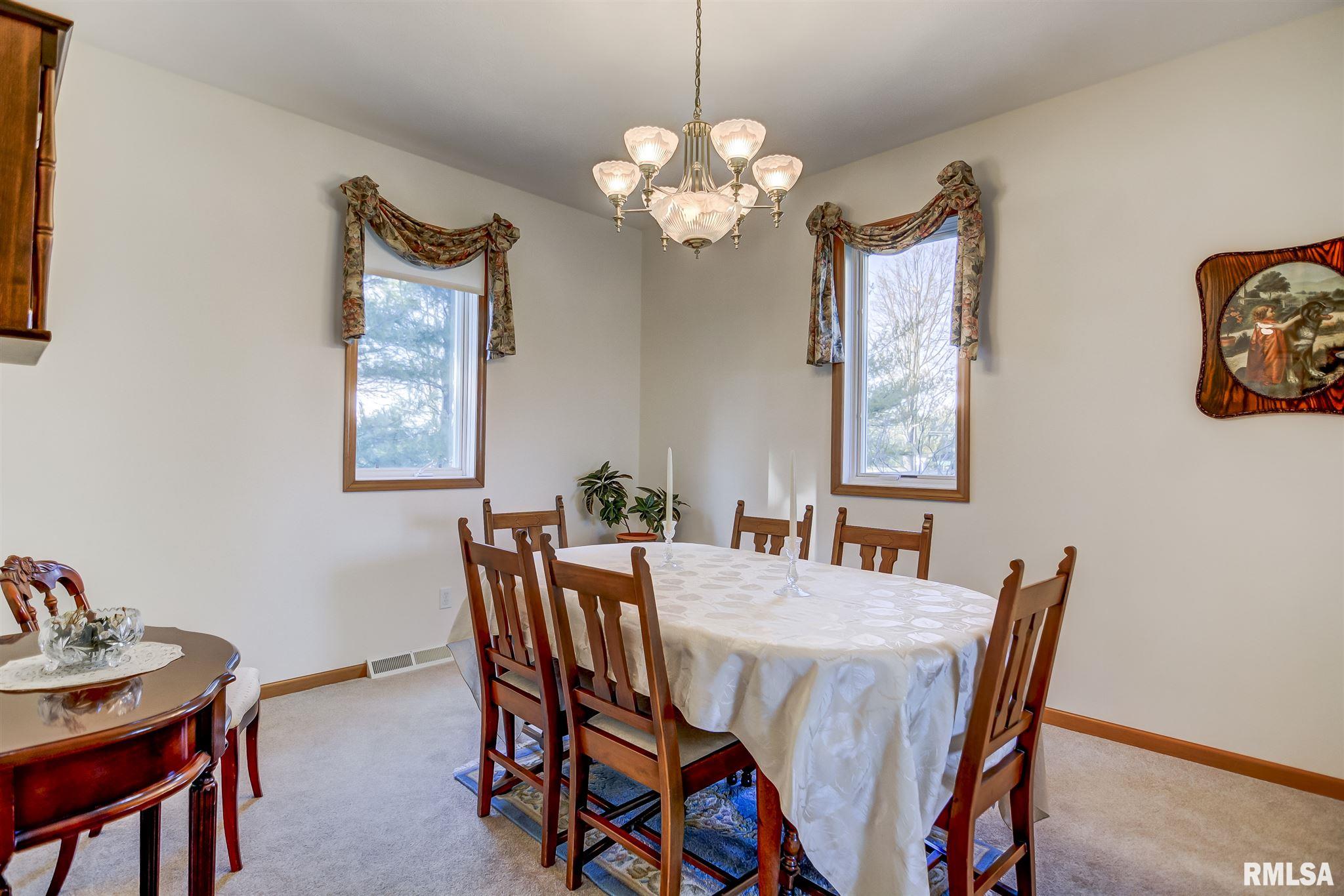 2501 Parsley Lane Springfield, IL 62711 - Photo 17 of 36 Gallery Image 17