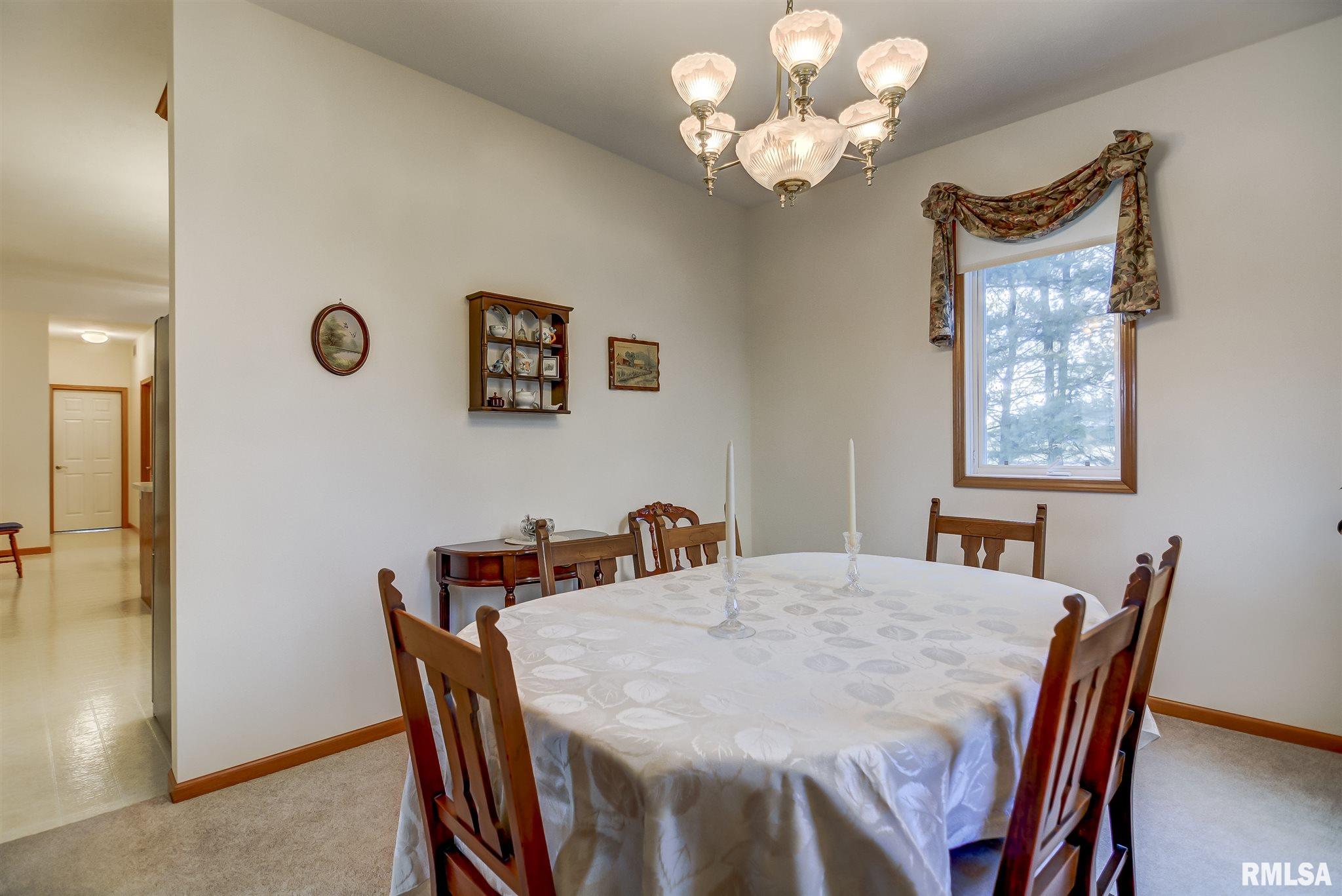 2501 Parsley Lane Springfield, IL 62711 - Photo 18 of 36 Gallery Image 18