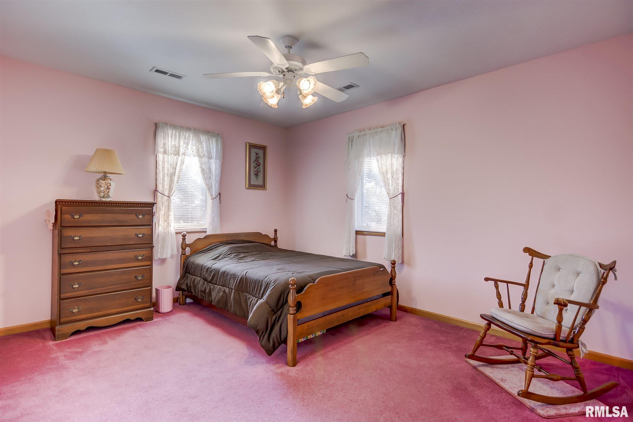 2501 Parsley Lane Springfield, IL 62711 - Photo 31 of 36 Gallery Image 31