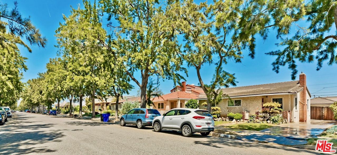 2601 26th Street Santa Monica, CA 90405 - Photo 2 of 30