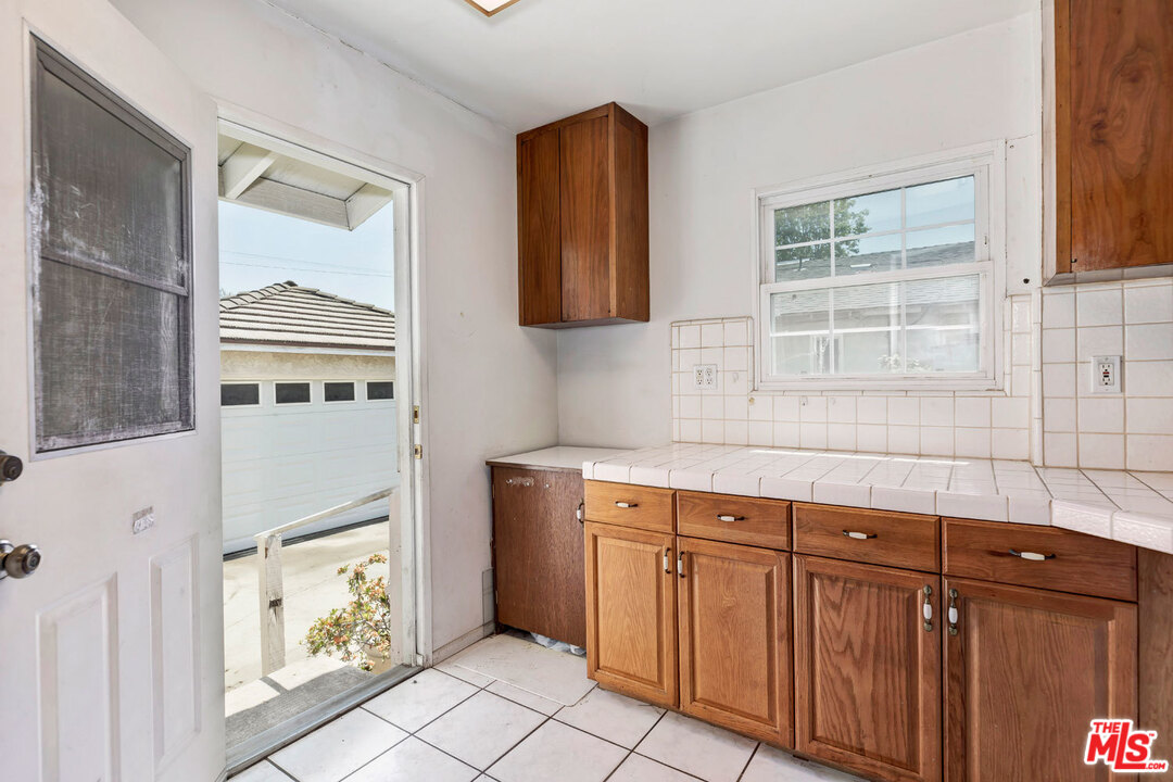 2601 26th Street Santa Monica, CA 90405 - Photo 13 of 30