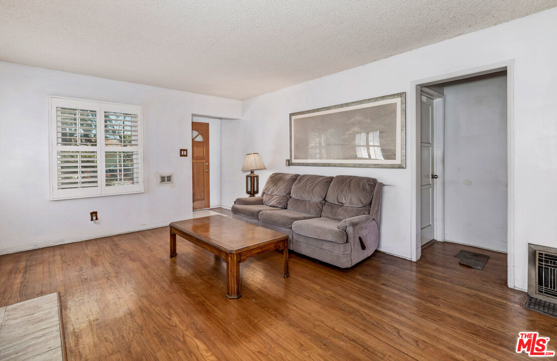 2601 26th Street Santa Monica, CA 90405 - Photo 7 of 30