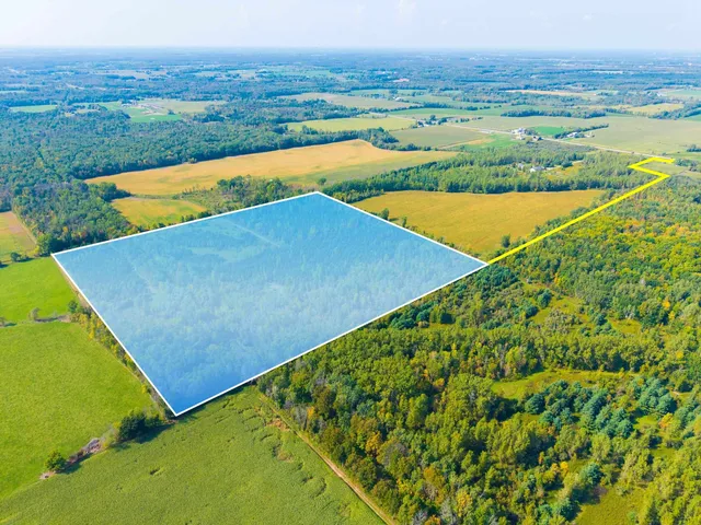 $168,000 | 22 State Highway, Oconto, WI 54153