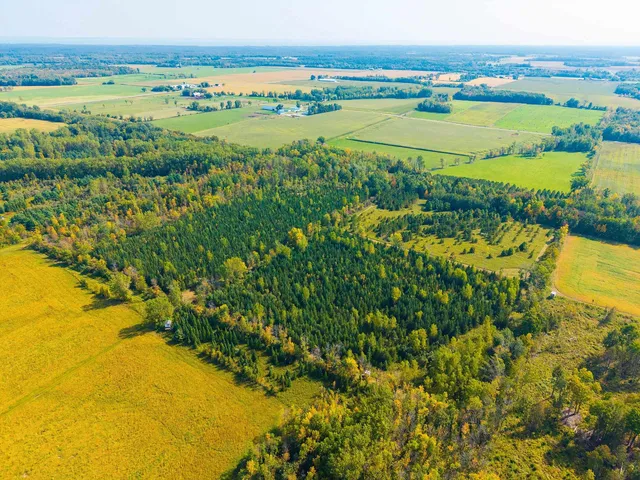 $168,000 | 22 State Highway, Oconto, WI 54153