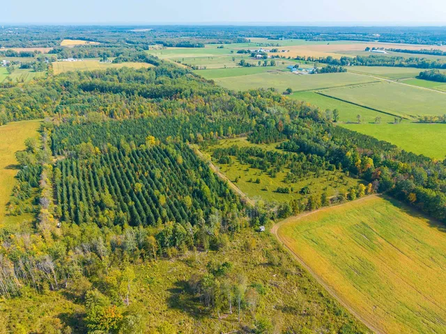 $168,000 | 22 State Highway, Oconto, WI 54153