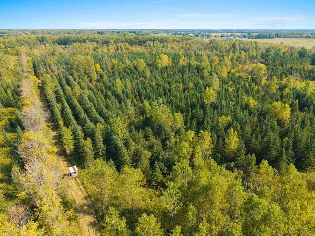 $168,000 | 22 State Highway, Oconto, WI 54153