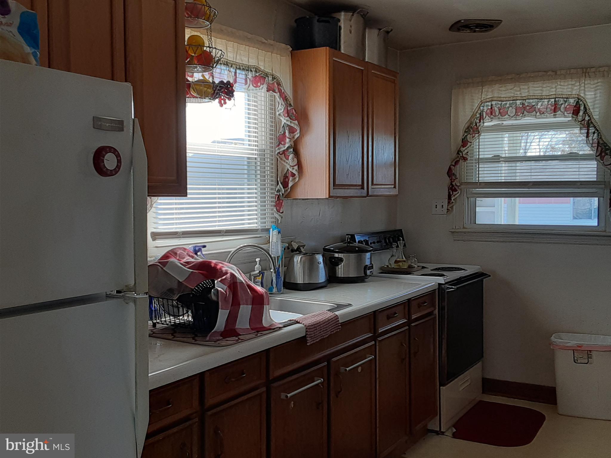8434 Rugby Road Pasadena, MD 21122 - Photo 56 of 83 Upper Level Unit