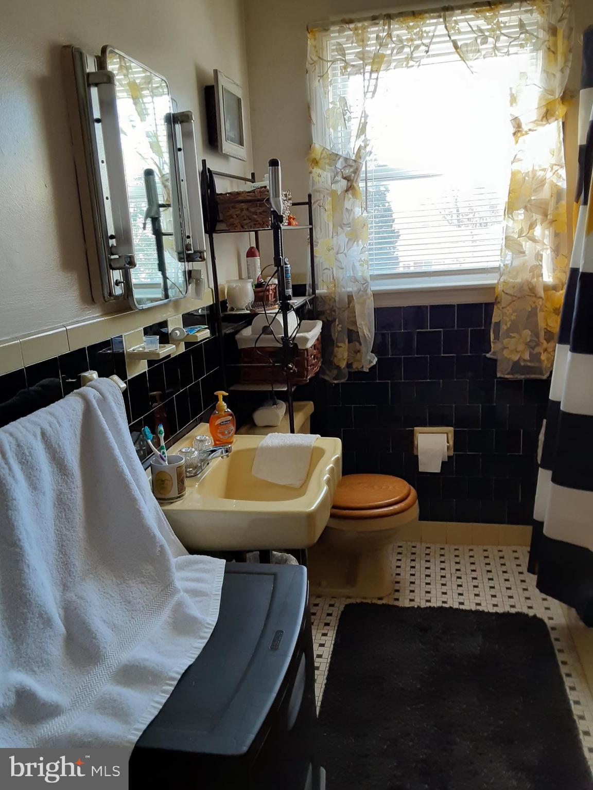 8434 Rugby Road Pasadena, MD 21122 - Photo 65 of 83 Upper Level Unit