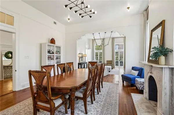 $4,900 | 1615 Peniston Street, Unit A, New Orleans, LA 70115
