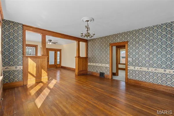$159,000 | 705 North Macoupin Street, Gillespie, IL 62033