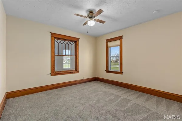 $159,000 | 705 North Macoupin Street, Gillespie, IL 62033