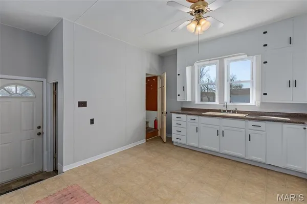 $159,000 | 705 North Macoupin Street, Gillespie, IL 62033