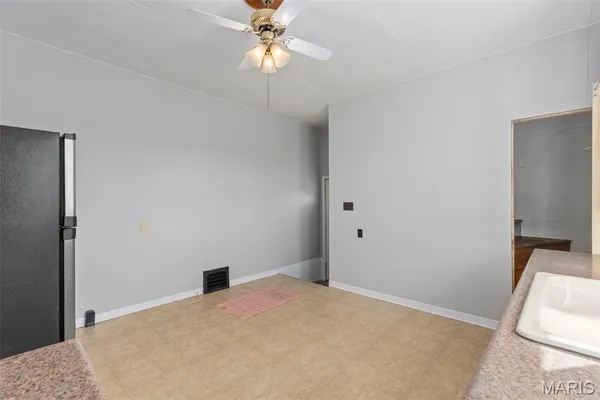 $159,000 | 705 North Macoupin Street, Gillespie, IL 62033