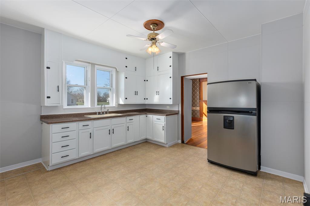 705 North Macoupin Street Gillespie, IL 62033 - Photo 30 of 36