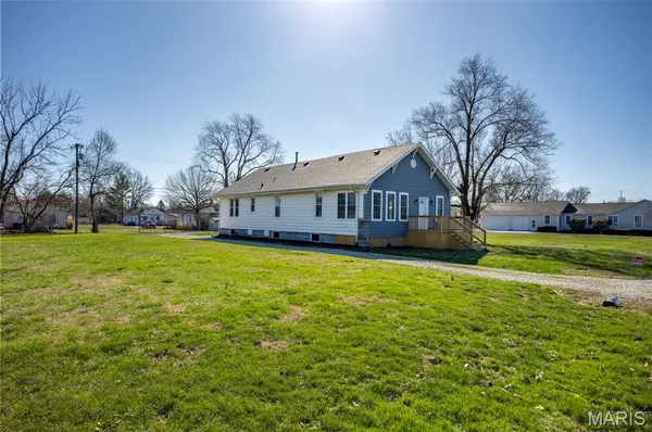 $159,000 | 705 North Macoupin Street, Gillespie, IL 62033